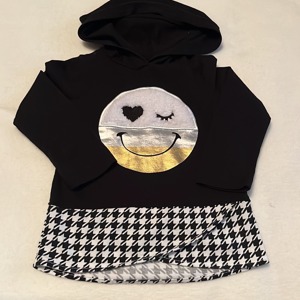 2T Smiling Emoji shirt